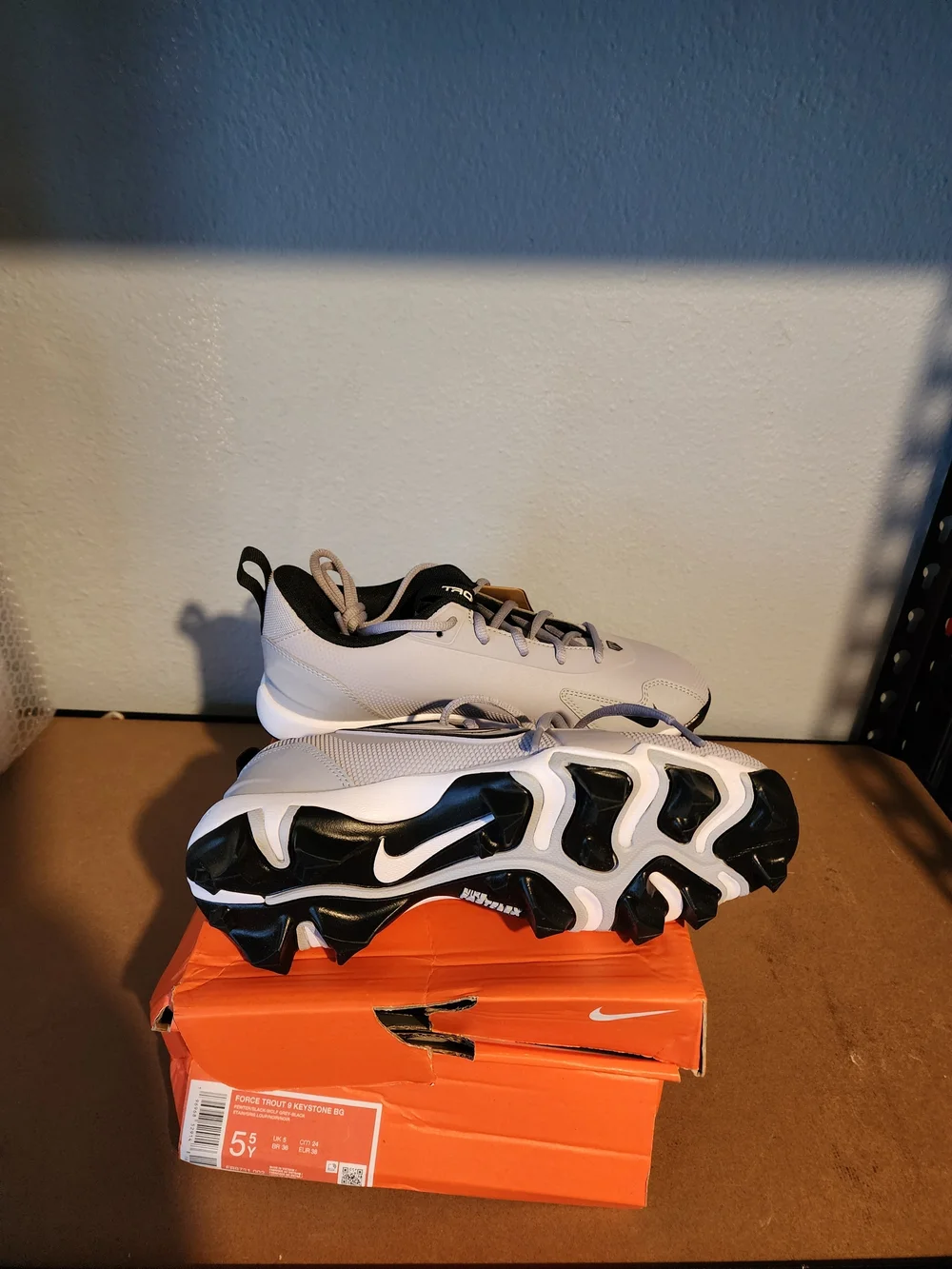 Nike White & Black Baseball Cleats